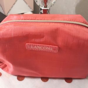 Cosmetic bags